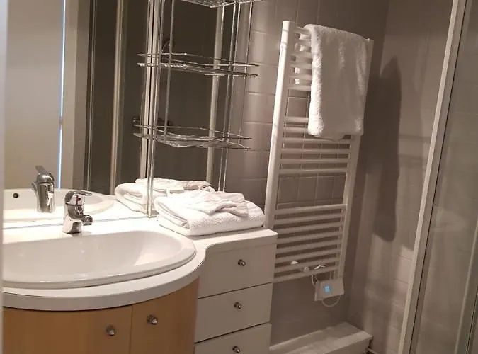 Apartment Le P'tit Gousset, A 100 M De La Donville-les-Bains